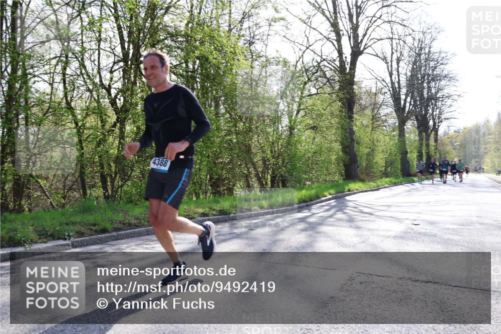 12.04.2026 - 45. Internationalen Wilhelmsburger Insellauf Yannick Fuchs http://msf.ph/oto/9492419 12.04.2026 10:44:42 Laufen 4388 meine-sportfotos.de