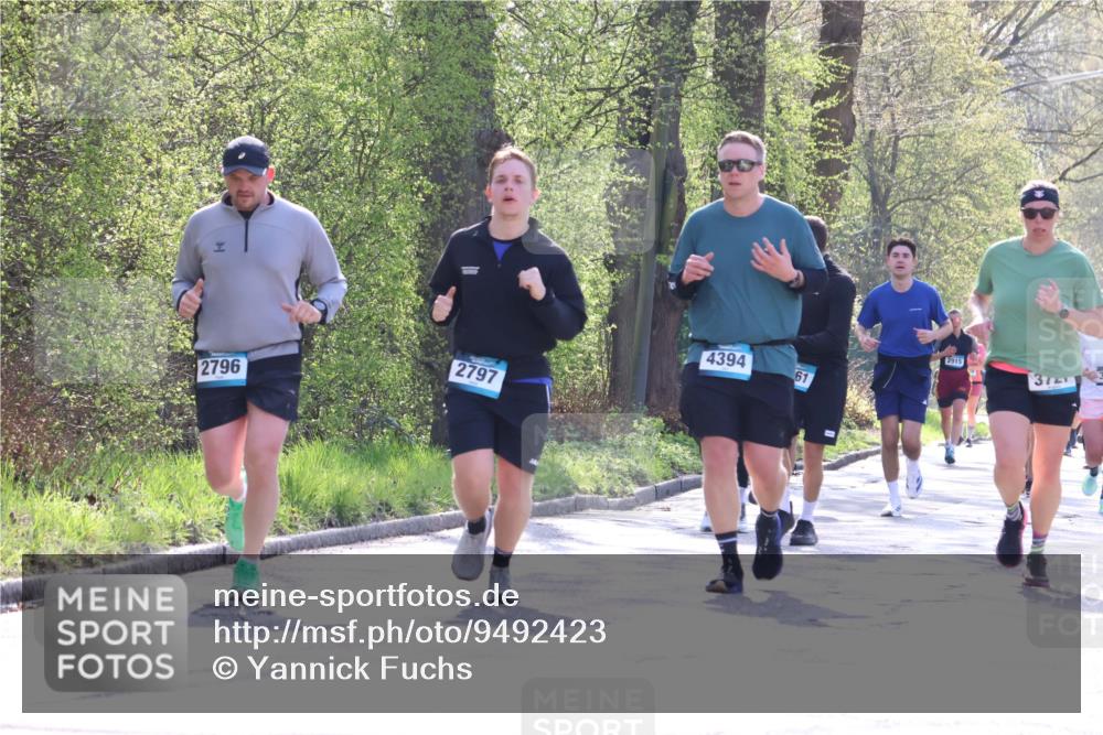 12.04.2026 - 45. Internationalen Wilhelmsburger Insellauf Yannick Fuchs http://msf.ph/oto/9492423 12.04.2026 10:44:46 Laufen 2797, 2796, 4394, 61, 2915, 372 meine-sportfotos.de