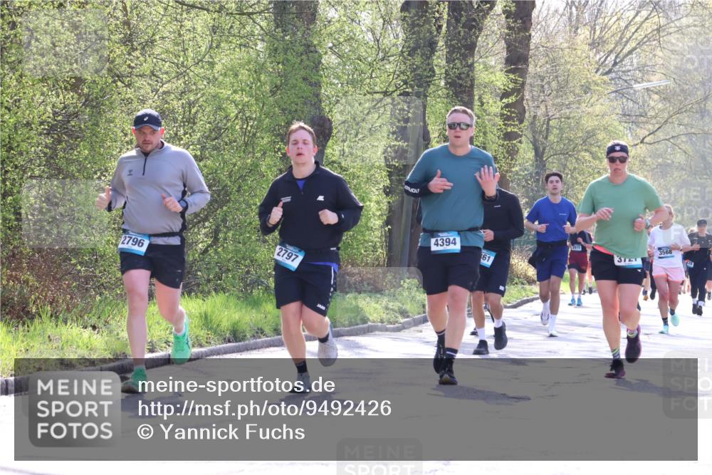 12.04.2026 - 45. Internationalen Wilhelmsburger Insellauf Yannick Fuchs http://msf.ph/oto/9492426 12.04.2026 10:44:46 Laufen 2796, 2797, 4394, 3568, 31, 61 meine-sportfotos.de