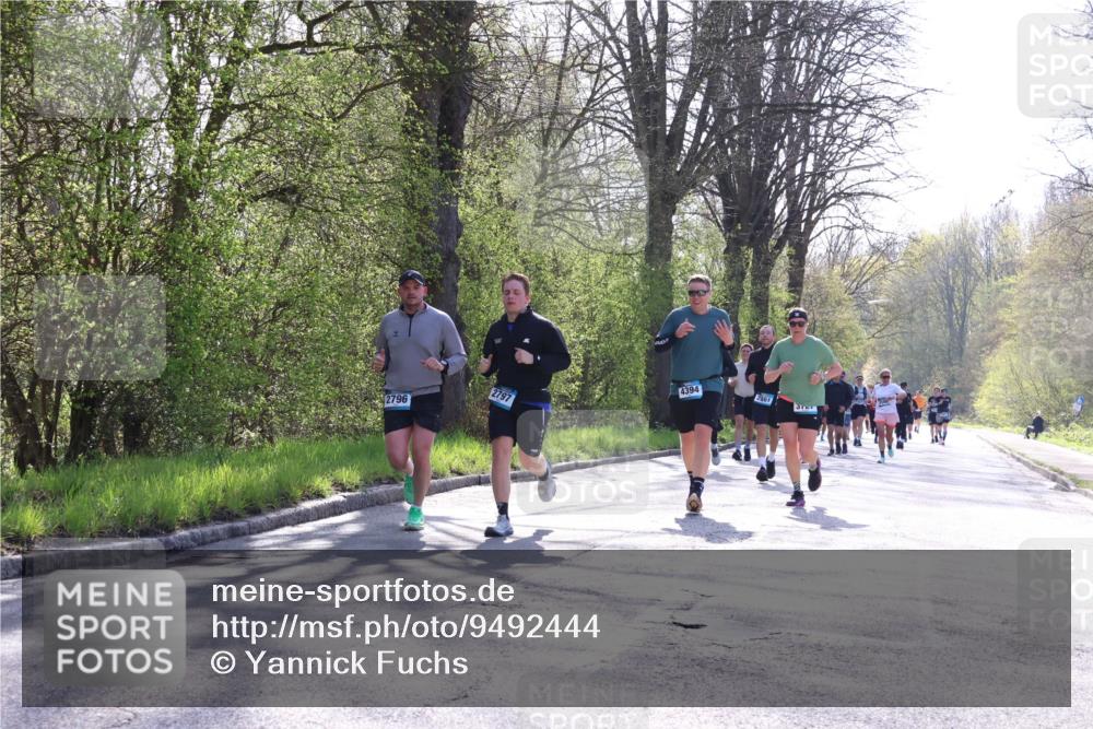12.04.2026 - 45. Internationalen Wilhelmsburger Insellauf Yannick Fuchs http://msf.ph/oto/9492444 12.04.2026 10:44:48 Laufen 2797, 2796, 4394, 2861 meine-sportfotos.de