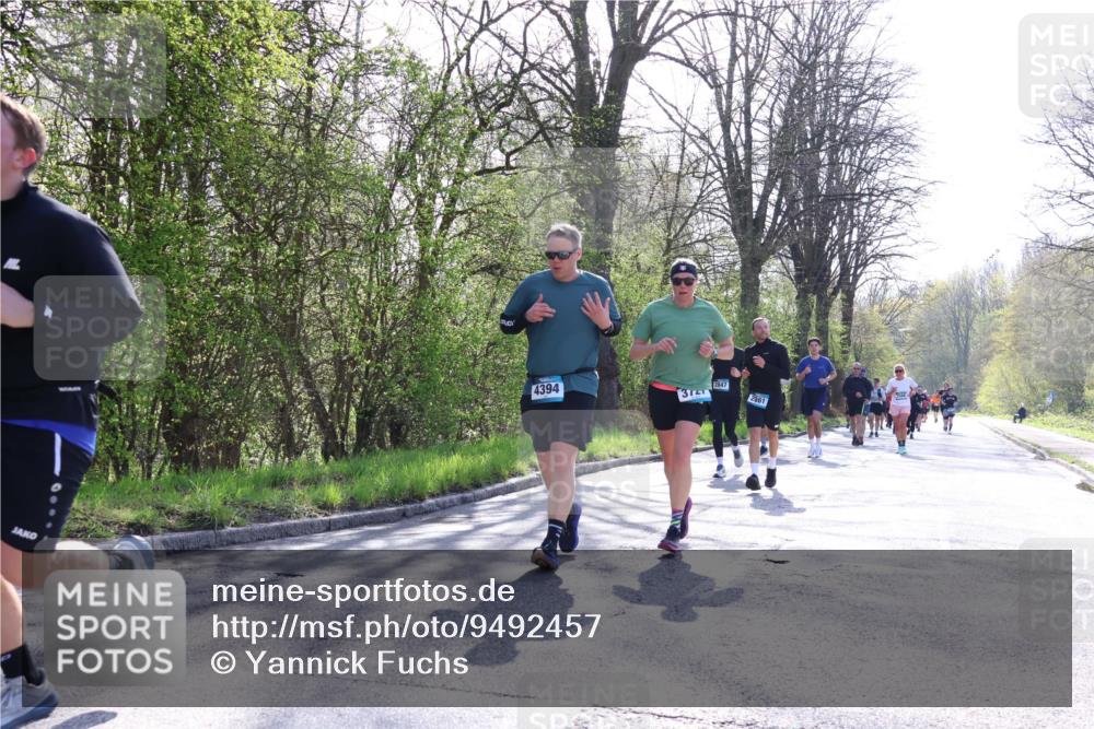 12.04.2026 - 45. Internationalen Wilhelmsburger Insellauf Yannick Fuchs http://msf.ph/oto/9492457 12.04.2026 10:44:51 Laufen 4394, 31, 2847 meine-sportfotos.de