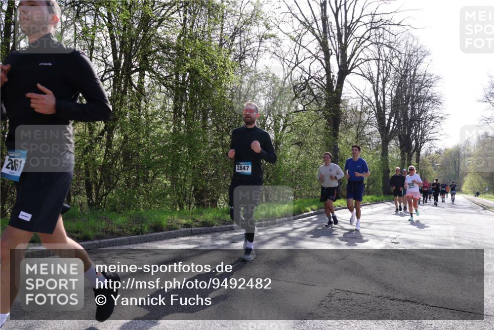 12.04.2026 - 45. Internationalen Wilhelmsburger Insellauf Yannick Fuchs http://msf.ph/oto/9492482 12.04.2026 10:44:55 Laufen 2361, 2847 meine-sportfotos.de