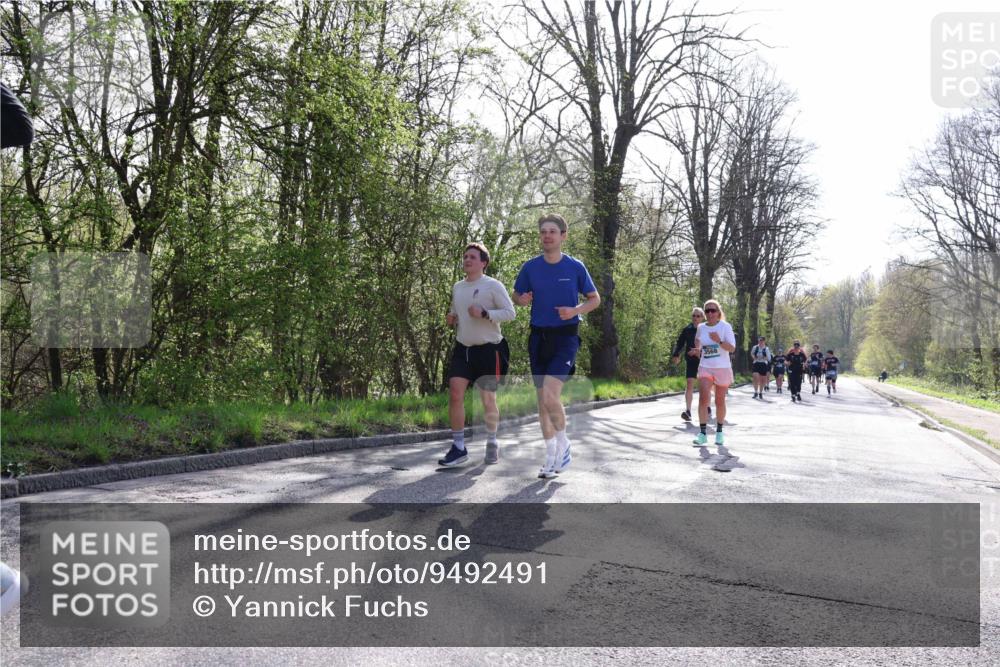 12.04.2026 - 45. Internationalen Wilhelmsburger Insellauf Yannick Fuchs http://msf.ph/oto/9492491 12.04.2026 10:44:56 Laufen  meine-sportfotos.de