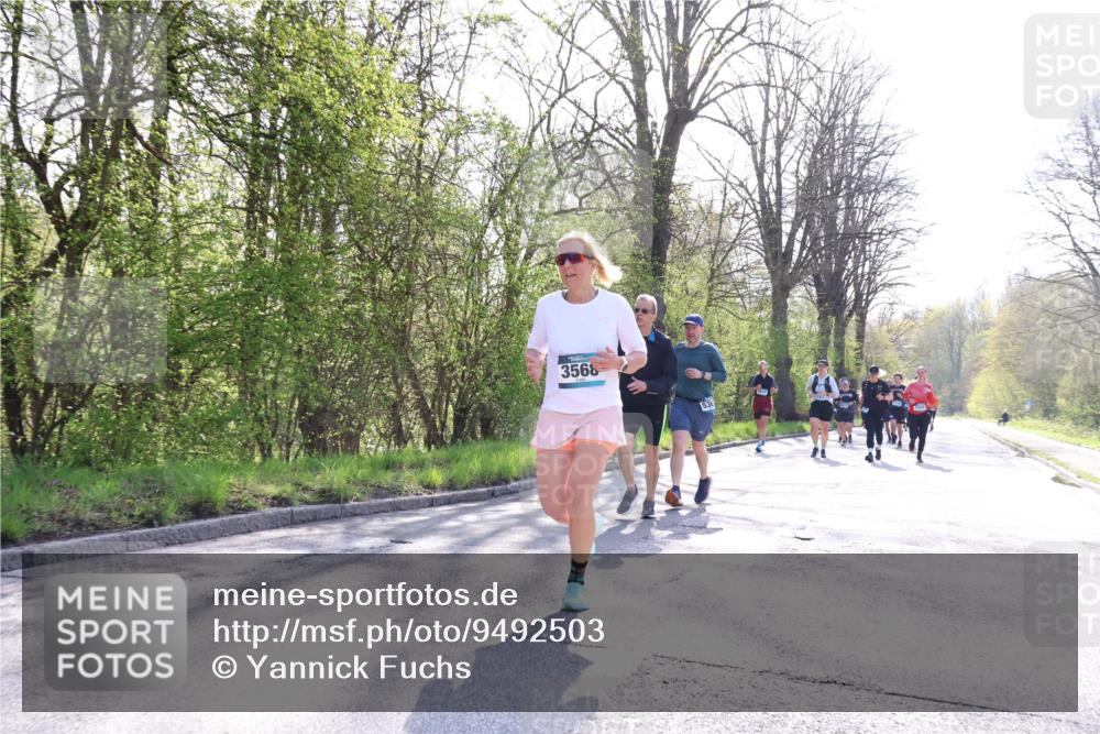 12.04.2026 - 45. Internationalen Wilhelmsburger Insellauf Yannick Fuchs http://msf.ph/oto/9492503 12.04.2026 10:44:58 Laufen 3568 meine-sportfotos.de