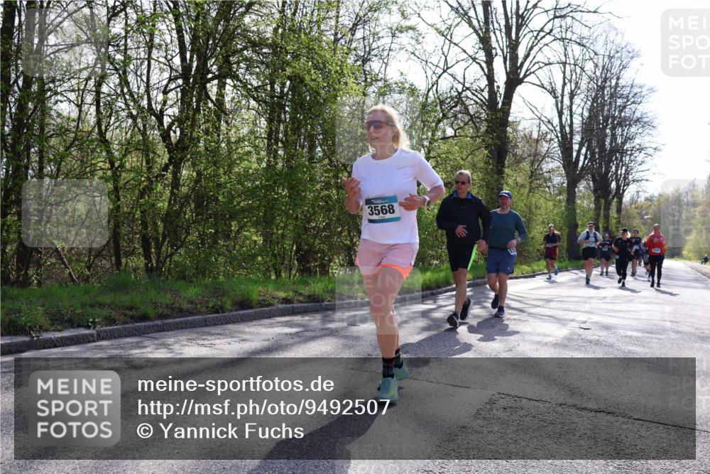 12.04.2026 - 45. Internationalen Wilhelmsburger Insellauf Yannick Fuchs http://msf.ph/oto/9492507 12.04.2026 10:44:59 Laufen 3568 meine-sportfotos.de
