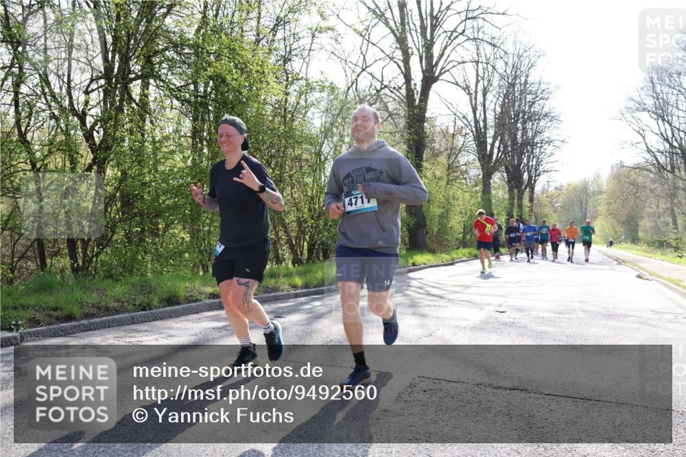 12.04.2026 - 45. Internationalen Wilhelmsburger Insellauf Yannick Fuchs http://msf.ph/oto/9492560 12.04.2026 10:45:07 Laufen 4717 meine-sportfotos.de
