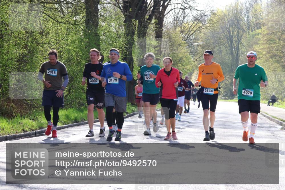 12.04.2026 - 45. Internationalen Wilhelmsburger Insellauf Yannick Fuchs http://msf.ph/oto/9492570 12.04.2026 10:45:09 Laufen 2818, 3997, 3179, 3968, 2220, 5319, 4070, 5844 meine-sportfotos.de