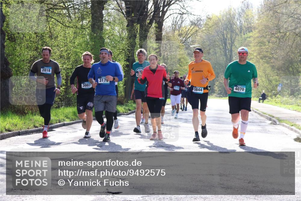 12.04.2026 - 45. Internationalen Wilhelmsburger Insellauf Yannick Fuchs http://msf.ph/oto/9492575 12.04.2026 10:45:10 Laufen 2818, 3997, 3179, 5319, 5844, 4070 meine-sportfotos.de