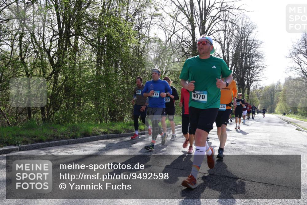 12.04.2026 - 45. Internationalen Wilhelmsburger Insellauf Yannick Fuchs http://msf.ph/oto/9492598 12.04.2026 10:45:13 Laufen 2818, 179, 997, 4070, 344 meine-sportfotos.de