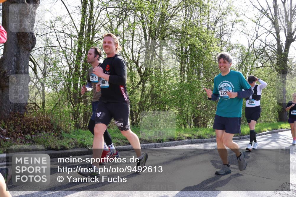 12.04.2026 - 45. Internationalen Wilhelmsburger Insellauf Yannick Fuchs http://msf.ph/oto/9492613 12.04.2026 10:45:15 Laufen 2818, 3997, 222, 3582, 3055 meine-sportfotos.de