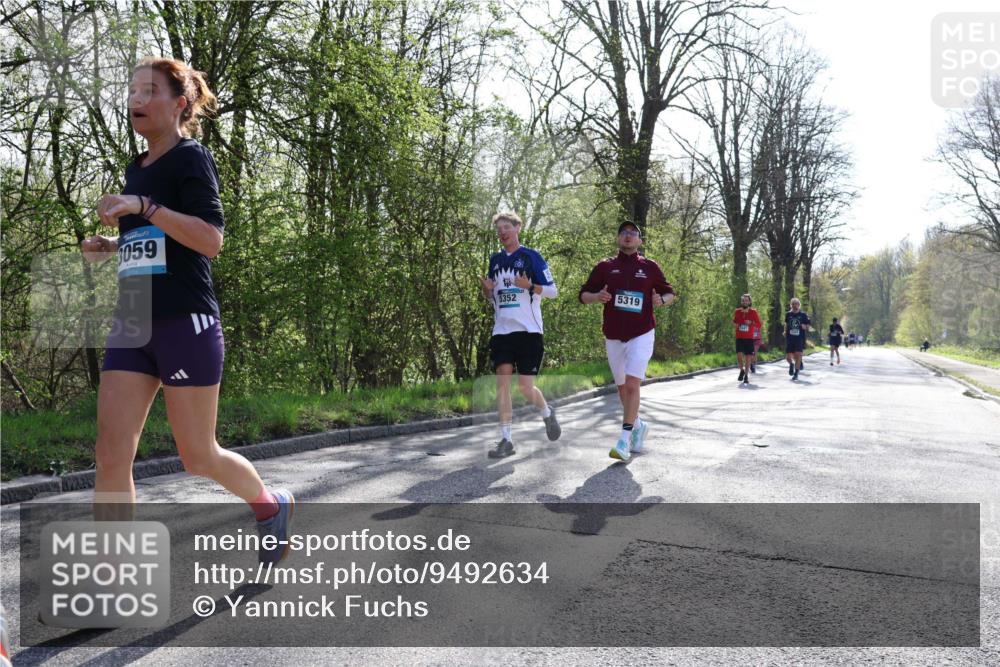 12.04.2026 - 45. Internationalen Wilhelmsburger Insellauf Yannick Fuchs http://msf.ph/oto/9492634 12.04.2026 10:45:18 Laufen 3059, 5352, 5319, 2441 meine-sportfotos.de