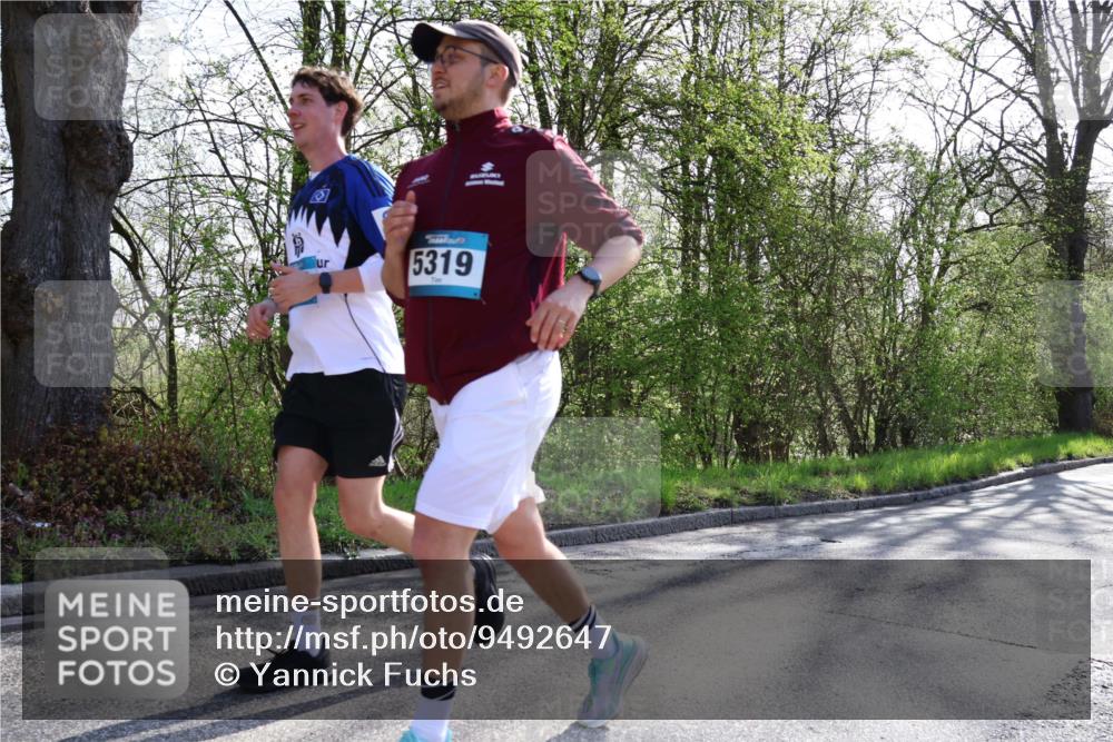 12.04.2026 - 45. Internationalen Wilhelmsburger Insellauf Yannick Fuchs http://msf.ph/oto/9492647 12.04.2026 10:45:19 Laufen 5319 meine-sportfotos.de