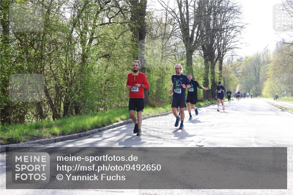 12.04.2026 - 45. Internationalen Wilhelmsburger Insellauf Yannick Fuchs http://msf.ph/oto/9492650 12.04.2026 10:45:20 Laufen 2441, 4368, 361, 4448 meine-sportfotos.de