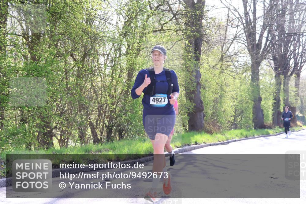 12.04.2026 - 45. Internationalen Wilhelmsburger Insellauf Yannick Fuchs http://msf.ph/oto/9492673 12.04.2026 10:45:27 Laufen 4927 meine-sportfotos.de