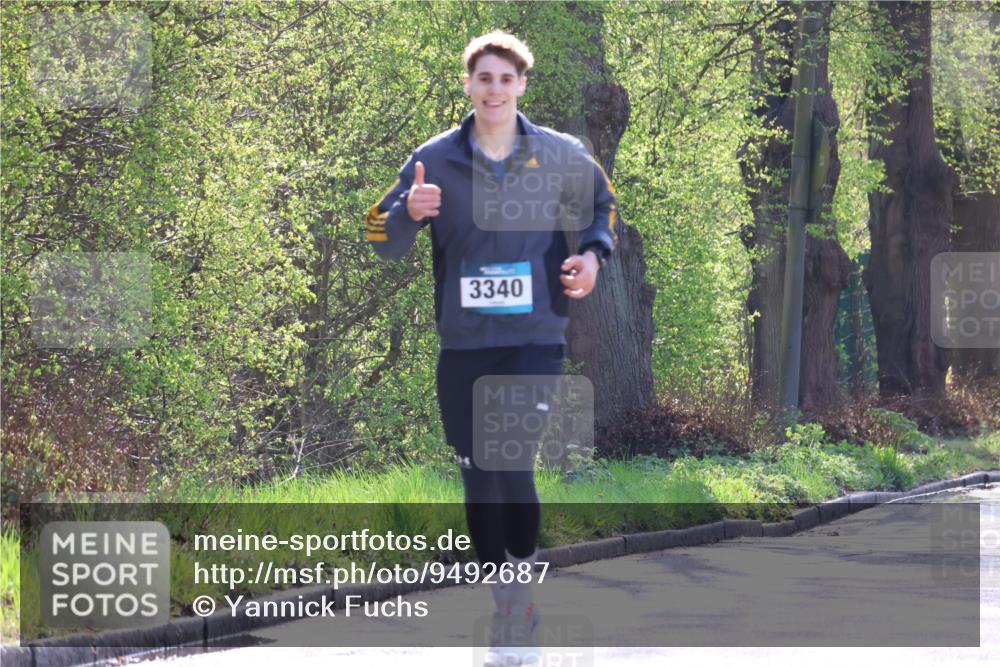 12.04.2026 - 45. Internationalen Wilhelmsburger Insellauf Yannick Fuchs http://msf.ph/oto/9492687 12.04.2026 10:45:32 Laufen 3340 meine-sportfotos.de