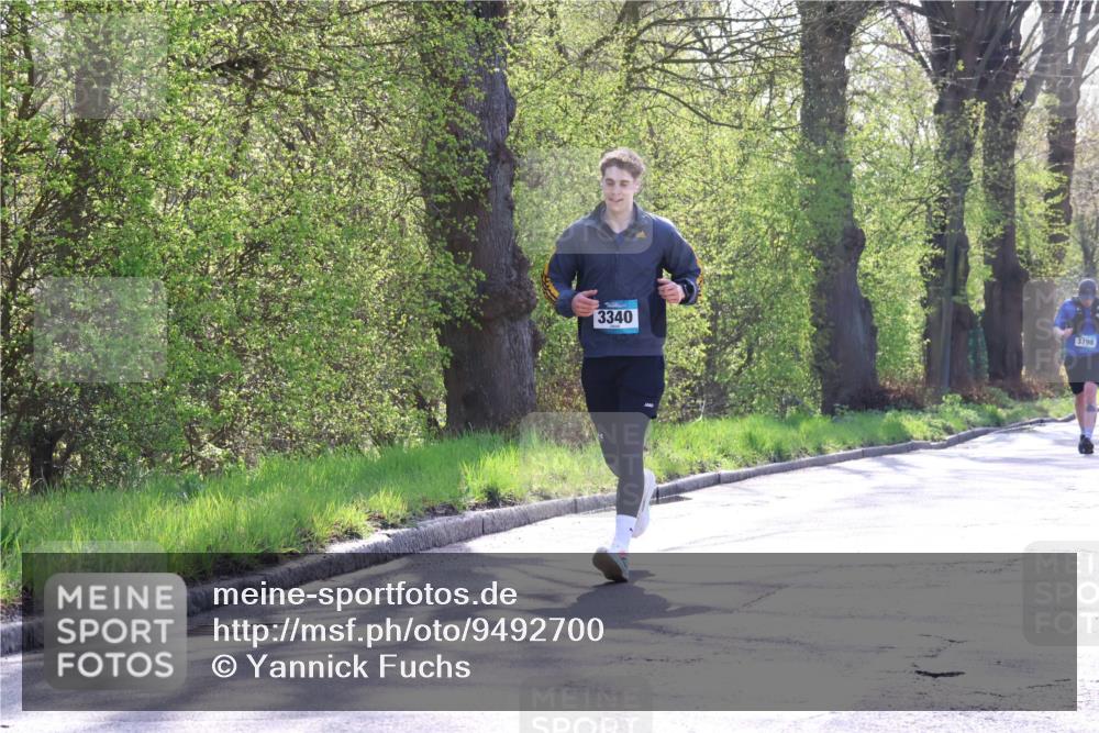 12.04.2026 - 45. Internationalen Wilhelmsburger Insellauf Yannick Fuchs http://msf.ph/oto/9492700 12.04.2026 10:45:34 Laufen 3340, 3798 meine-sportfotos.de