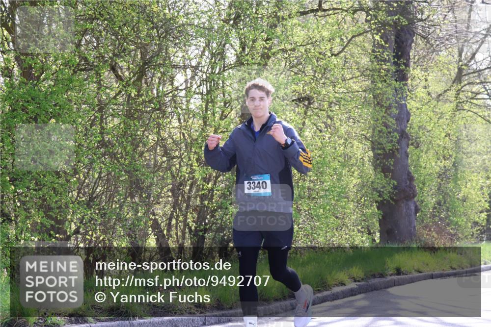 12.04.2026 - 45. Internationalen Wilhelmsburger Insellauf Yannick Fuchs http://msf.ph/oto/9492707 12.04.2026 10:45:36 Laufen 3340 meine-sportfotos.de