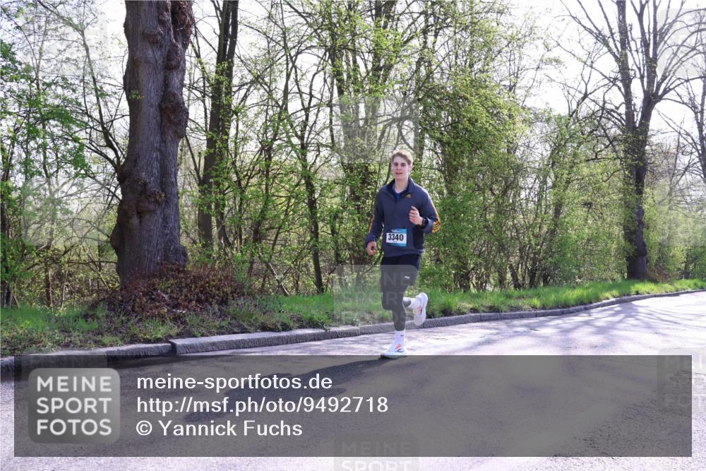 12.04.2026 - 45. Internationalen Wilhelmsburger Insellauf Yannick Fuchs http://msf.ph/oto/9492718 12.04.2026 10:45:37 Laufen 3340 meine-sportfotos.de