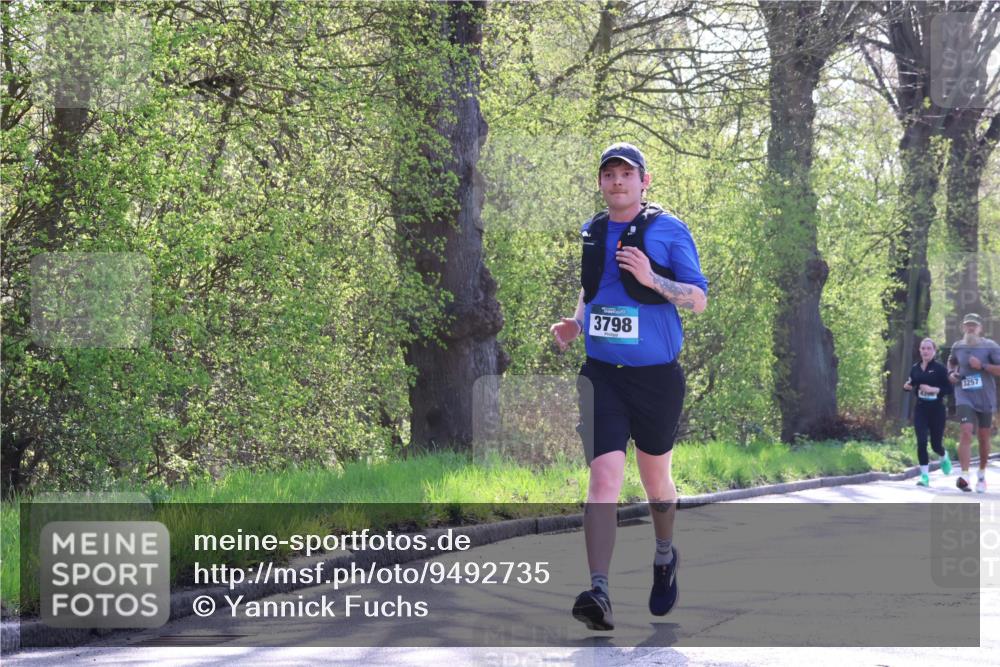 12.04.2026 - 45. Internationalen Wilhelmsburger Insellauf Yannick Fuchs http://msf.ph/oto/9492735 12.04.2026 10:45:41 Laufen 3798, 3390, 3257 meine-sportfotos.de