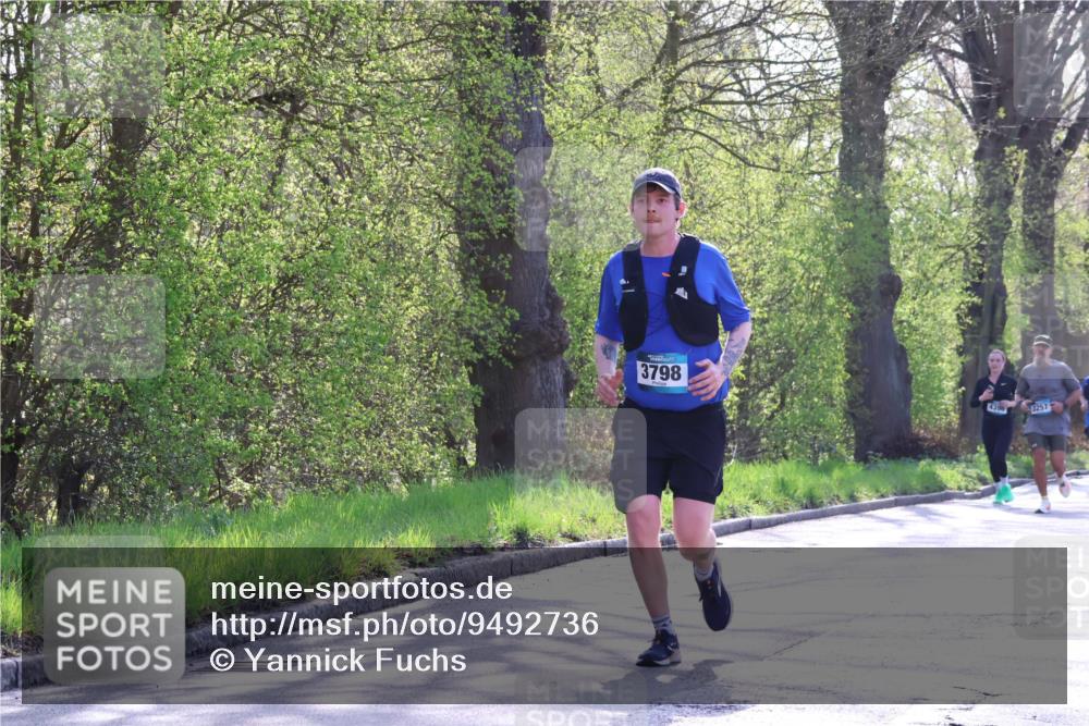 12.04.2026 - 45. Internationalen Wilhelmsburger Insellauf Yannick Fuchs http://msf.ph/oto/9492736 12.04.2026 10:45:41 Laufen 3798, 439, 3257 meine-sportfotos.de