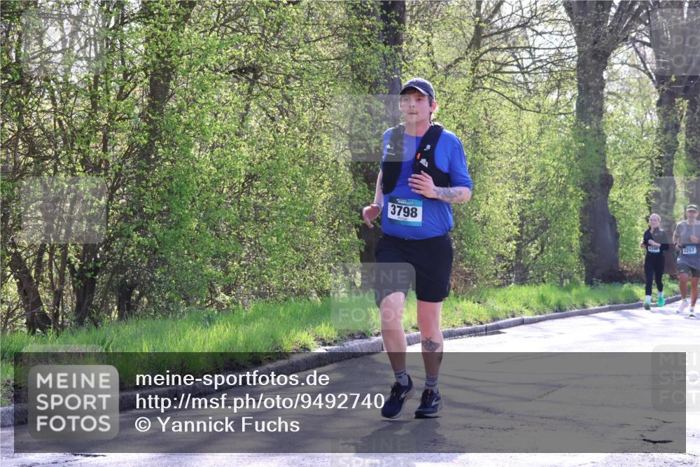 12.04.2026 - 45. Internationalen Wilhelmsburger Insellauf Yannick Fuchs http://msf.ph/oto/9492740 12.04.2026 10:45:42 Laufen 3798, 196, 3257 meine-sportfotos.de