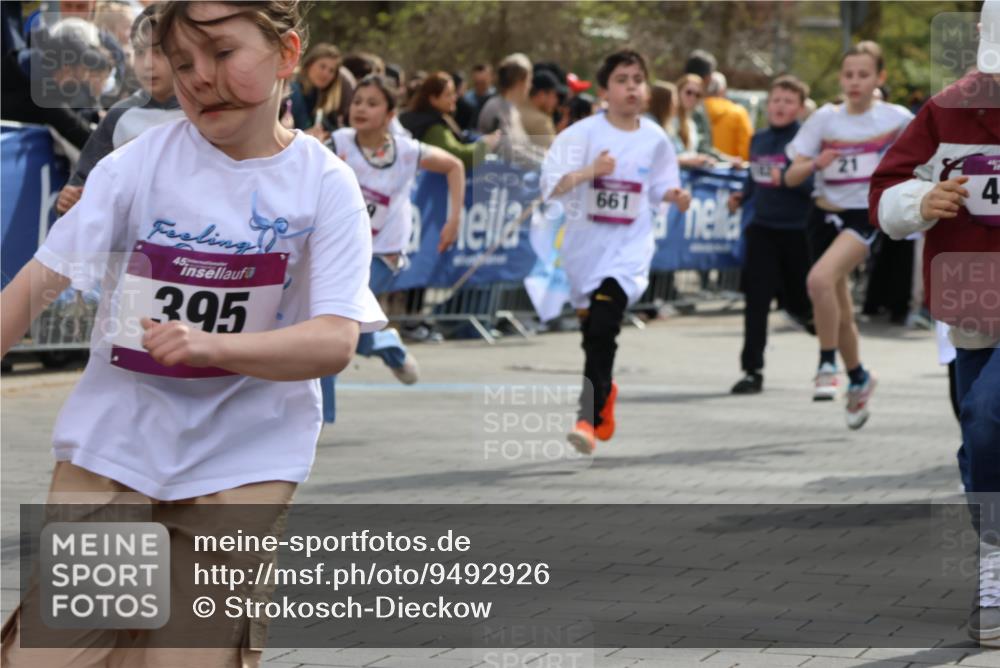 12.04.2026 - 45. Internationalen Wilhelmsburger Insellauf Strokosch-Dieckow http://msf.ph/oto/9492926 12.04.2026 14:50:10 Ziel 1849, 1810, 352, 902, 1814, 860, 854, 885, 1801, 138, 355, 856, 1038, 516, 445, 395, 600, 168, 396, 871, 173, 369, 21, 403, 398, 1064, 667, 661, 1829, 561, 469, 397, 393 meine-sportfotos.de