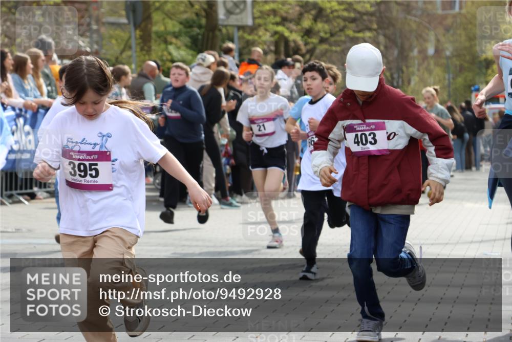12.04.2026 - 45. Internationalen Wilhelmsburger Insellauf Strokosch-Dieckow http://msf.ph/oto/9492928 12.04.2026 14:50:10 Ziel 1849, 1810, 352, 902, 1814, 860, 854, 885, 1801, 138, 355, 856, 1038, 516, 445, 395, 600, 168, 396, 871, 173, 369, 21, 403, 398, 1064, 667, 661, 1829, 561, 469, 397, 393 meine-sportfotos.de
