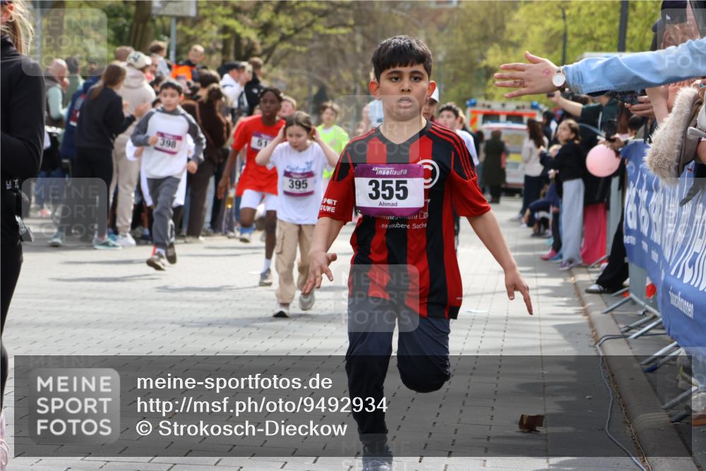 12.04.2026 - 45. Internationalen Wilhelmsburger Insellauf Strokosch-Dieckow http://msf.ph/oto/9492934 12.04.2026 14:50:07 Ziel 901, 131, 1061, 624, 1825, 141, 164, 113, 1845, 1849, 1810, 352, 902, 1814, 860, 854, 885, 1801, 138, 355, 856, 1038, 516, 445, 395, 600, 168, 396, 871, 173, 369, 21, 403, 398, 1064, 667, 661 meine-sportfotos.de