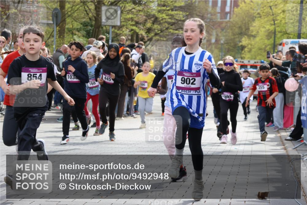 12.04.2026 - 45. Internationalen Wilhelmsburger Insellauf Strokosch-Dieckow http://msf.ph/oto/9492948 12.04.2026 14:50:05 Ziel 898, 1039, 901, 131, 1061, 624, 1825, 141, 164, 113, 1845, 1849, 1810, 352, 902, 1814, 860, 854, 885, 1801, 138, 355, 856, 1038, 516, 445, 395, 600, 168, 396, 871, 173, 369 meine-sportfotos.de