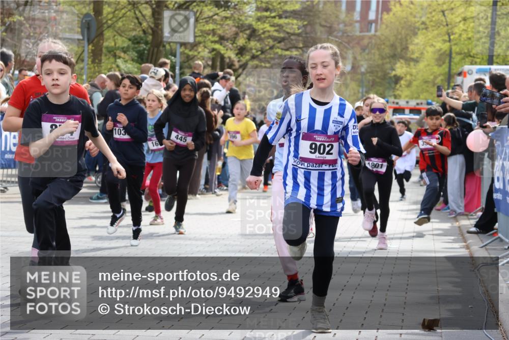12.04.2026 - 45. Internationalen Wilhelmsburger Insellauf Strokosch-Dieckow http://msf.ph/oto/9492949 12.04.2026 14:50:05 Ziel 898, 1039, 901, 131, 1061, 624, 1825, 141, 164, 113, 1845, 1849, 1810, 352, 902, 1814, 860, 854, 885, 1801, 138, 355, 856, 1038, 516, 445, 395, 600, 168, 396, 871, 173, 369 meine-sportfotos.de