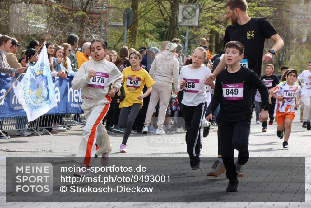 12.04.2026 - 45. Internationalen Wilhelmsburger Insellauf Strokosch-Dieckow http://msf.ph/oto/9493001 12.04.2026 14:49:51 Ziel 1848, 439, 389, 1821, 857, 872, 402, 451, 608, 466, 878, 849, 861, 875, 572, 336, 1036, 1847, 400, 672 meine-sportfotos.de