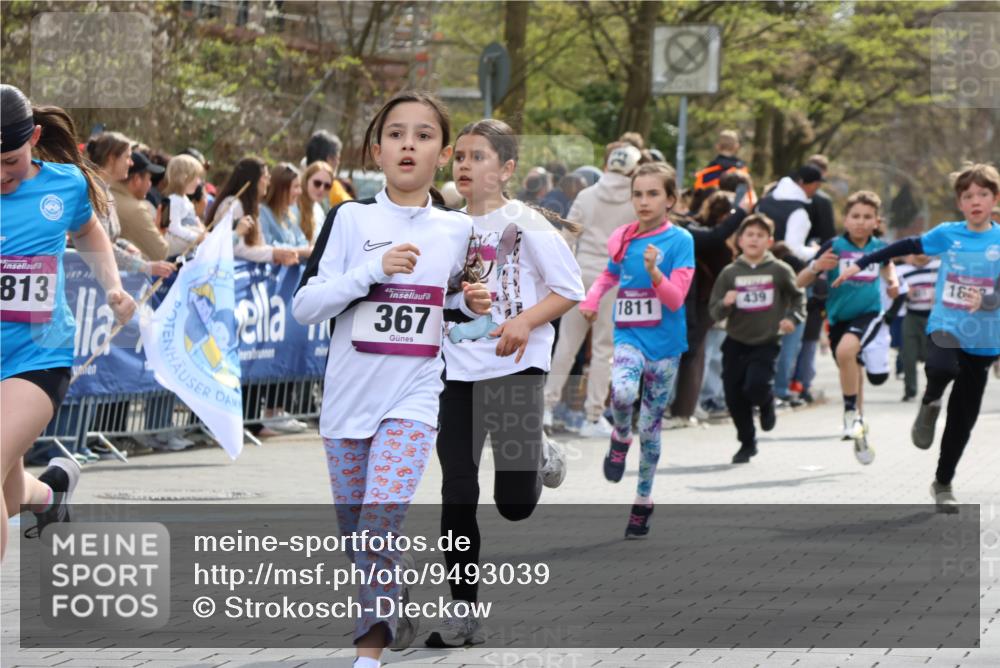 12.04.2026 - 45. Internationalen Wilhelmsburger Insellauf Strokosch-Dieckow http://msf.ph/oto/9493039 12.04.2026 14:49:41 Ziel 867, 377, 879, 1839, 401, 1812, 106, 169, 1, 1813, 497, 1808, 406, 1811, 367, 1830, 1848, 439 meine-sportfotos.de