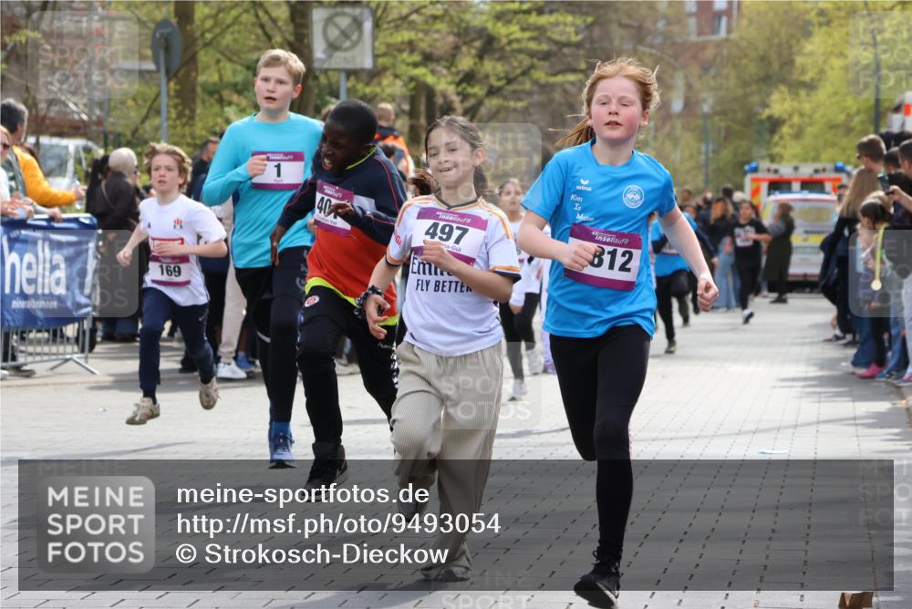 12.04.2026 - 45. Internationalen Wilhelmsburger Insellauf Strokosch-Dieckow http://msf.ph/oto/9493054 12.04.2026 14:49:38 Ziel 458, 161, 542, 1842, 894, 882, 652, 1818, 867, 377, 879, 1839, 401, 1812, 106, 169, 1, 1813, 497, 1808, 406, 1811, 367, 1830 meine-sportfotos.de