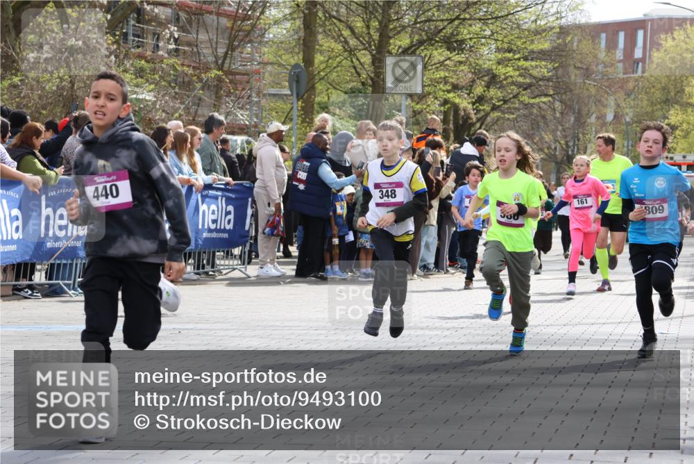 12.04.2026 - 45. Internationalen Wilhelmsburger Insellauf Strokosch-Dieckow http://msf.ph/oto/9493100 12.04.2026 14:49:27 Ziel 896, 372, 1055, 51, 693, 1817, 100, 855, 897, 353, 666, 1827, 378, 17, 501, 586, 1809, 440, 881, 348, 602, 627, 458, 161, 542, 1842, 894 meine-sportfotos.de