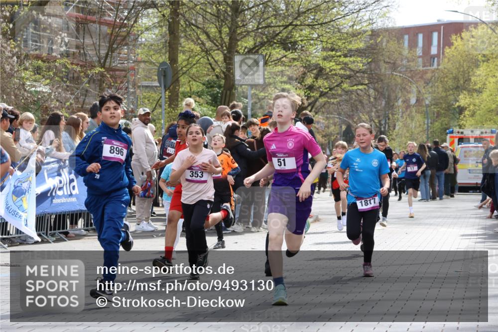 12.04.2026 - 45. Internationalen Wilhelmsburger Insellauf Strokosch-Dieckow http://msf.ph/oto/9493130 12.04.2026 14:49:20 Ziel 1043, 101, 1063, 1048, 601, 418, 684, 597, 1823, 375, 2, 896, 372, 1055, 51, 693, 1817, 100, 855, 897, 353, 666, 1827, 378, 17, 501 meine-sportfotos.de