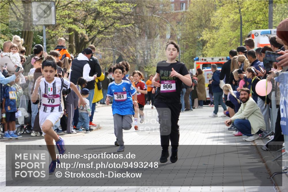 12.04.2026 - 45. Internationalen Wilhelmsburger Insellauf Strokosch-Dieckow http://msf.ph/oto/9493248 12.04.2026 14:48:51 Ziel 1846, 683, 900, 899, 49, 424, 70, 381, 906, 1045, 36, 904, 1807 meine-sportfotos.de