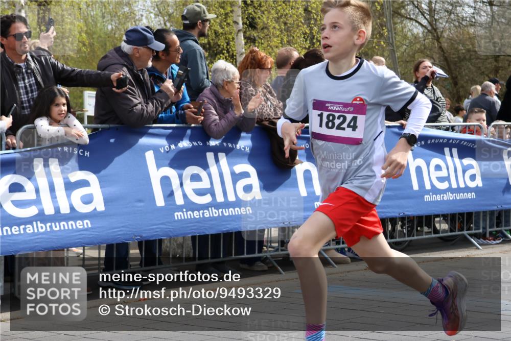 12.04.2026 - 45. Internationalen Wilhelmsburger Insellauf Strokosch-Dieckow http://msf.ph/oto/9493329 12.04.2026 14:48:23 Ziel 1835, 1824 meine-sportfotos.de