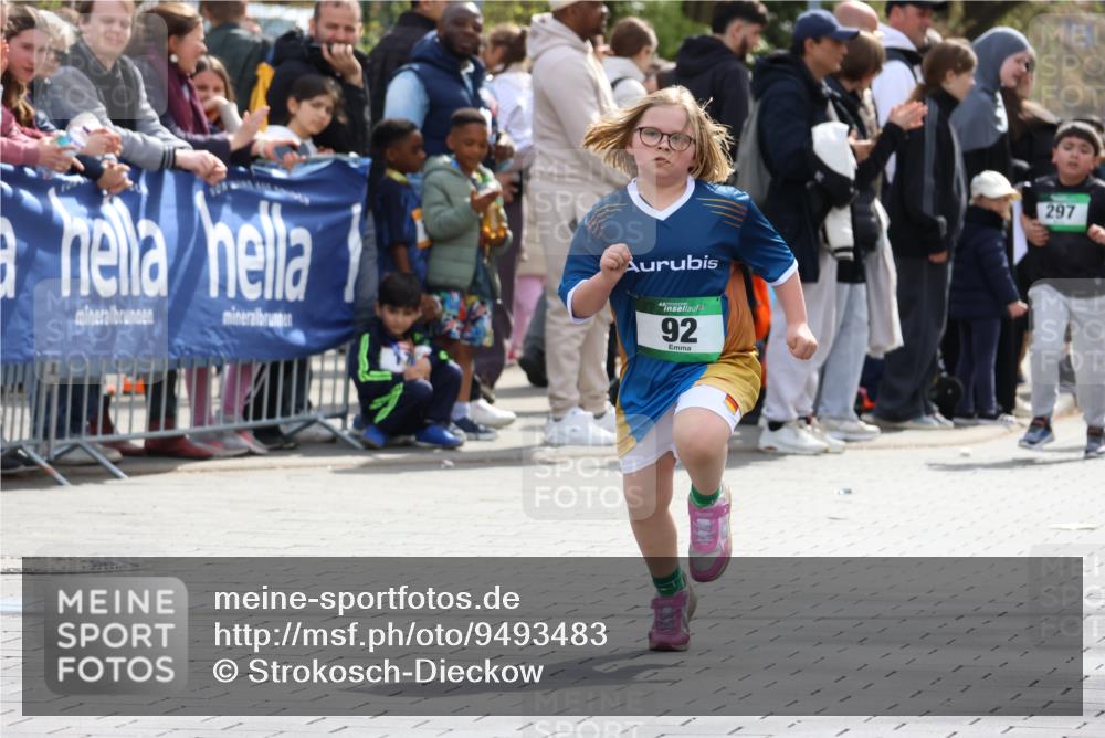 12.04.2026 - 45. Internationalen Wilhelmsburger Insellauf Strokosch-Dieckow http://msf.ph/oto/9493483 12.04.2026 14:36:57 Ziel 511, 650, 689, 92 meine-sportfotos.de