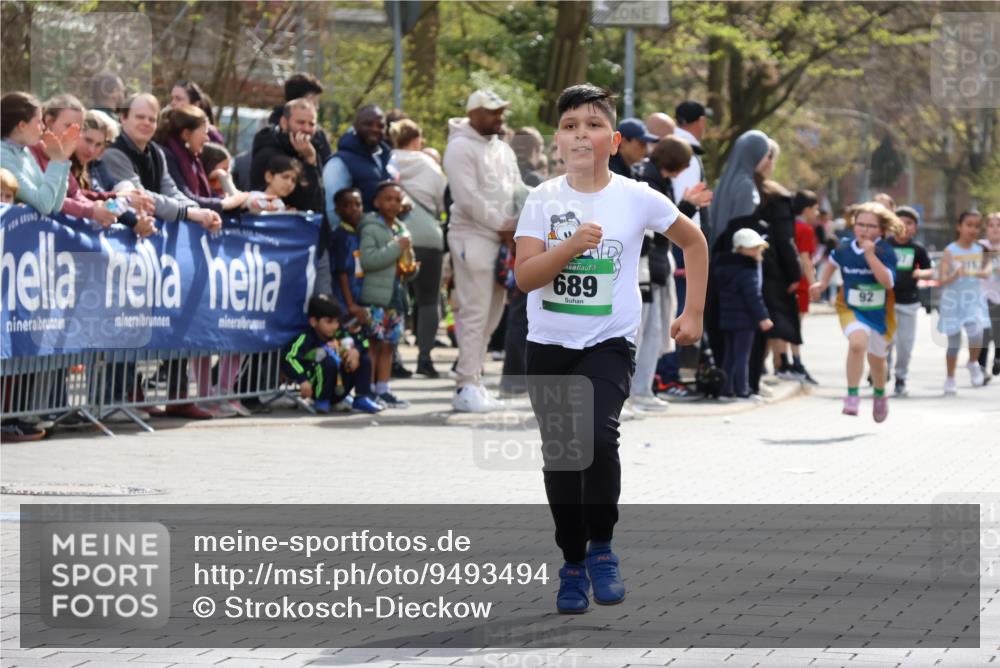 12.04.2026 - 45. Internationalen Wilhelmsburger Insellauf Strokosch-Dieckow http://msf.ph/oto/9493494 12.04.2026 14:36:55 Ziel 644, 511, 650, 689 meine-sportfotos.de