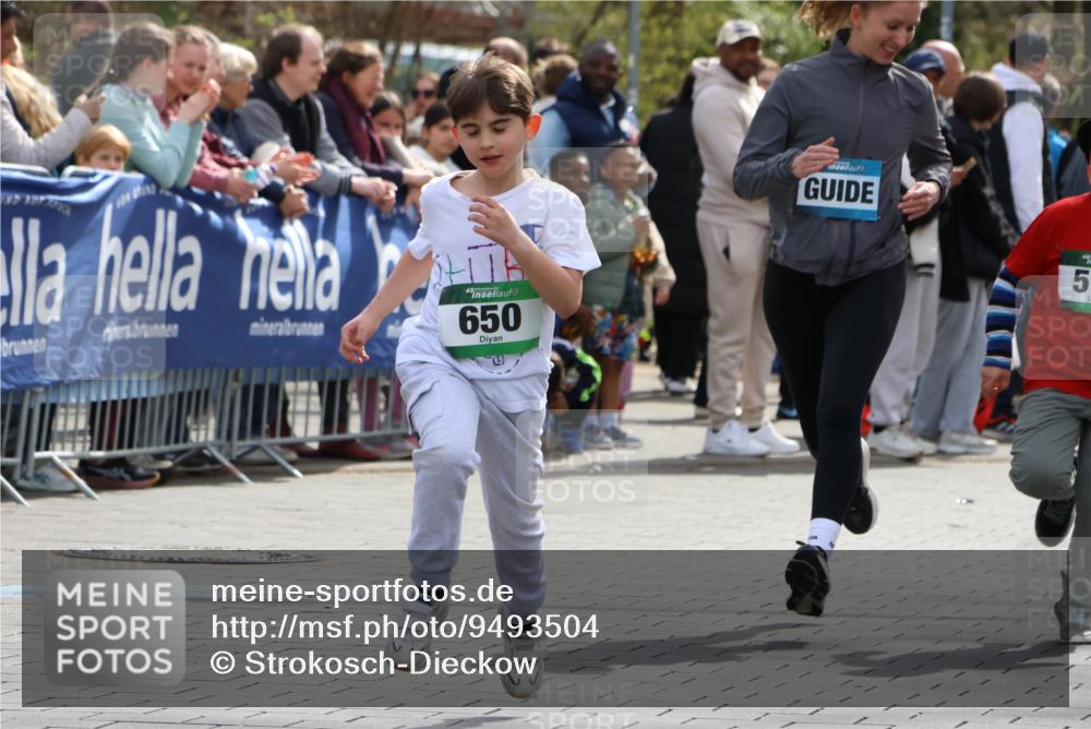 12.04.2026 - 45. Internationalen Wilhelmsburger Insellauf Strokosch-Dieckow http://msf.ph/oto/9493504 12.04.2026 14:36:52 Ziel 644, 511, 650, 689 meine-sportfotos.de