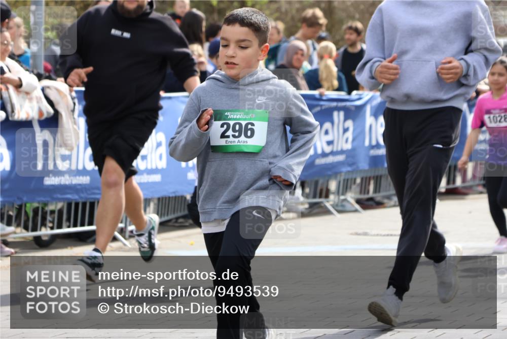 12.04.2026 - 45. Internationalen Wilhelmsburger Insellauf Strokosch-Dieckow http://msf.ph/oto/9493539 12.04.2026 14:36:37 Ziel 834, 1003, 296, 343, 665 meine-sportfotos.de