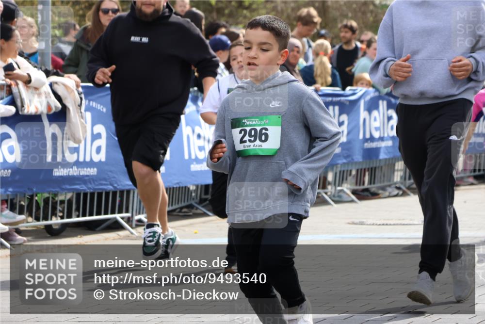 12.04.2026 - 45. Internationalen Wilhelmsburger Insellauf Strokosch-Dieckow http://msf.ph/oto/9493540 12.04.2026 14:36:37 Ziel 834, 1003, 296, 343, 665 meine-sportfotos.de