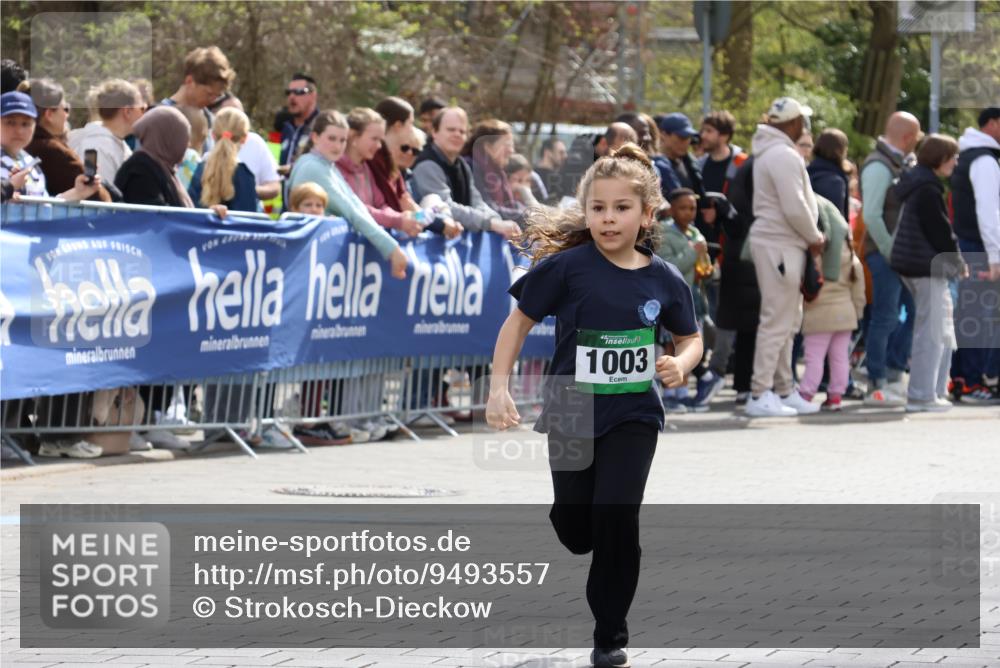 12.04.2026 - 45. Internationalen Wilhelmsburger Insellauf Strokosch-Dieckow http://msf.ph/oto/9493557 12.04.2026 14:36:30 Ziel 1013, 1030, 1033, 834, 1003 meine-sportfotos.de