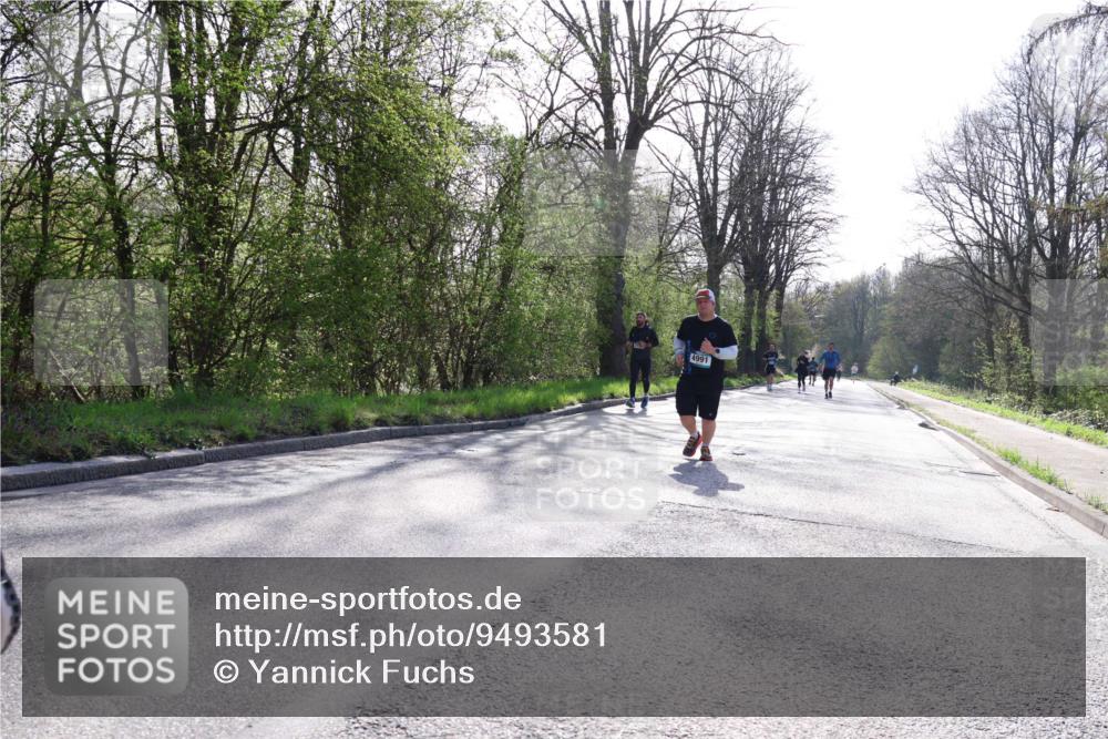 12.04.2026 - 45. Internationalen Wilhelmsburger Insellauf Yannick Fuchs http://msf.ph/oto/9493581 12.04.2026 10:46:48 Laufen 4991 meine-sportfotos.de
