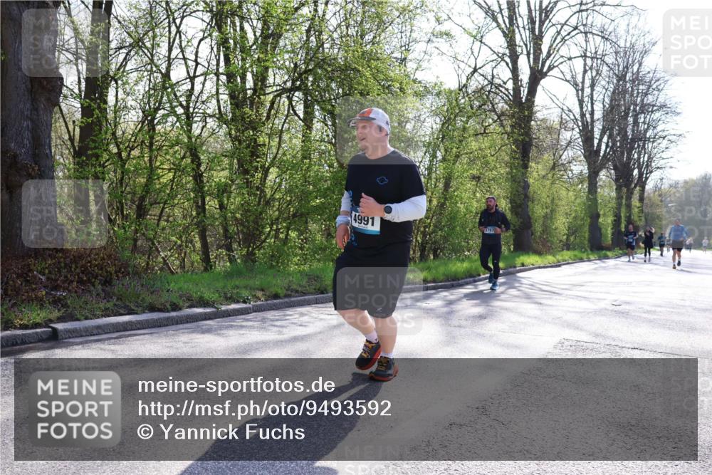12.04.2026 - 45. Internationalen Wilhelmsburger Insellauf Yannick Fuchs http://msf.ph/oto/9493592 12.04.2026 10:46:50 Laufen 4991, 3797 meine-sportfotos.de