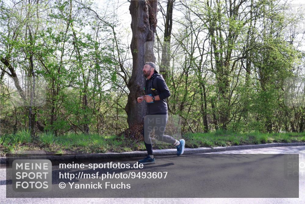 12.04.2026 - 45. Internationalen Wilhelmsburger Insellauf Yannick Fuchs http://msf.ph/oto/9493607 12.04.2026 10:46:53 Laufen  meine-sportfotos.de