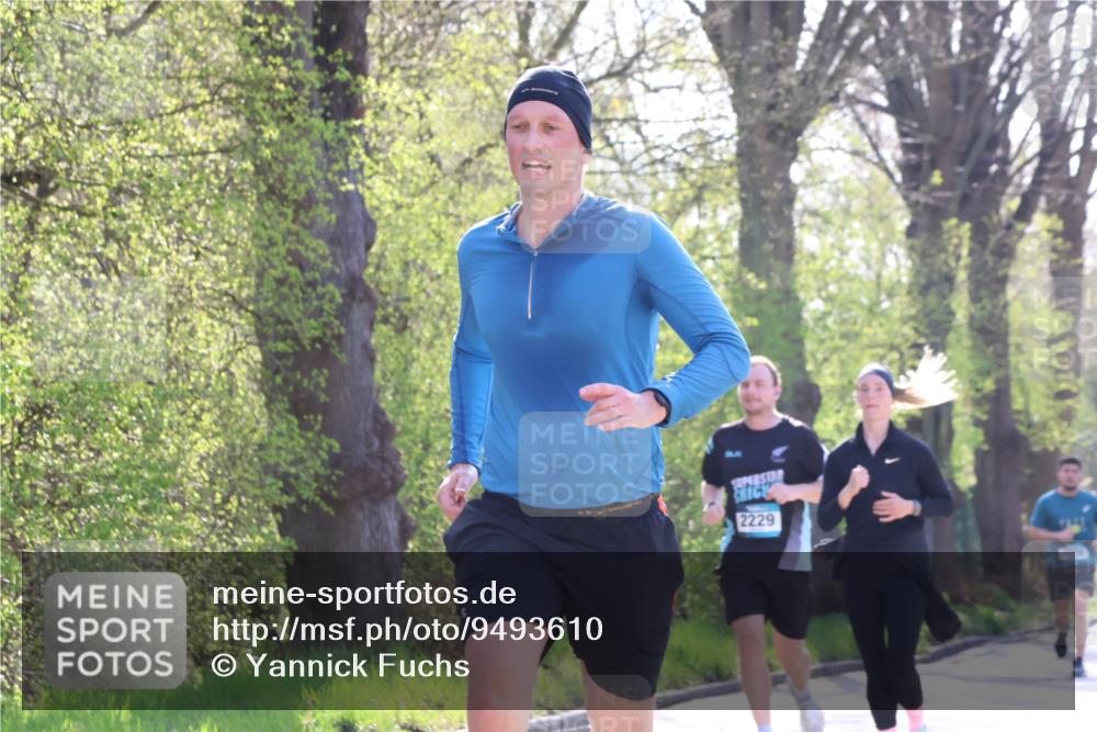 12.04.2026 - 45. Internationalen Wilhelmsburger Insellauf Yannick Fuchs http://msf.ph/oto/9493610 12.04.2026 10:46:56 Laufen 2229 meine-sportfotos.de