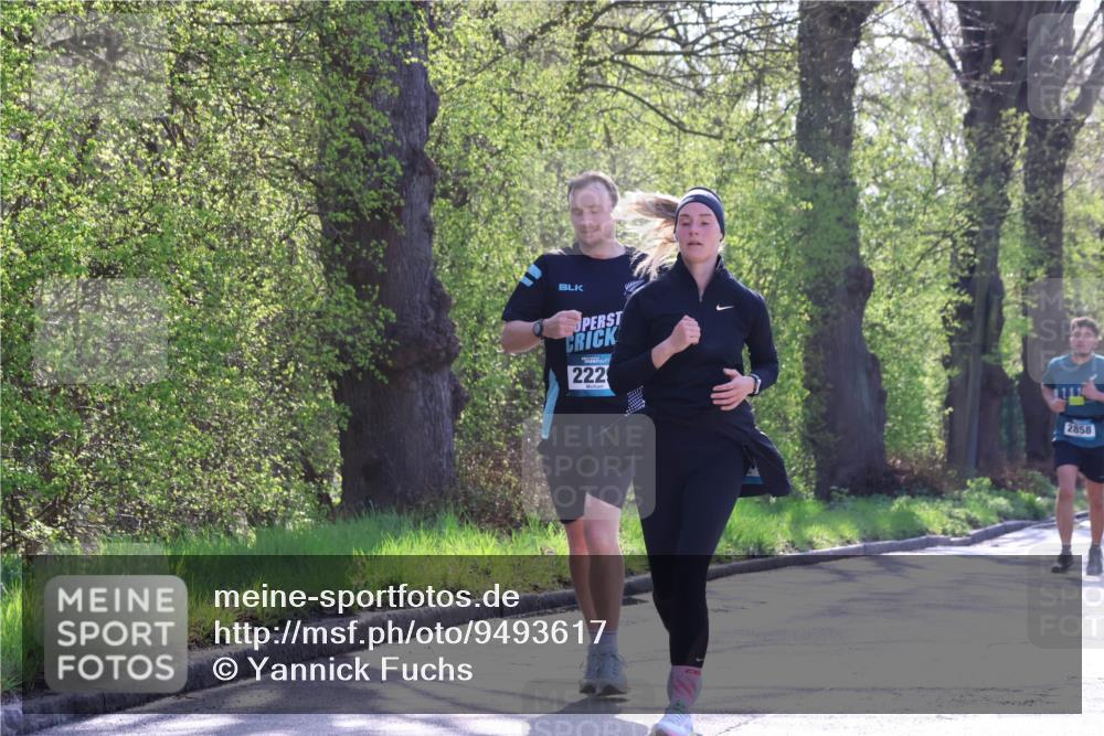 12.04.2026 - 45. Internationalen Wilhelmsburger Insellauf Yannick Fuchs http://msf.ph/oto/9493617 12.04.2026 10:46:58 Laufen 222, 212, 2858 meine-sportfotos.de