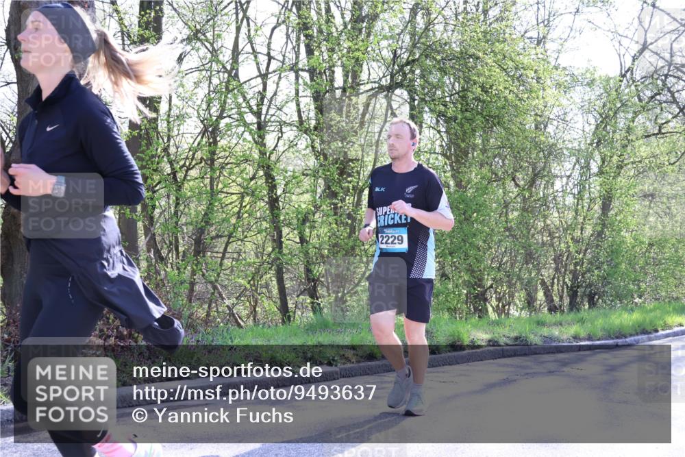 12.04.2026 - 45. Internationalen Wilhelmsburger Insellauf Yannick Fuchs http://msf.ph/oto/9493637 12.04.2026 10:47:02 Laufen 2229 meine-sportfotos.de