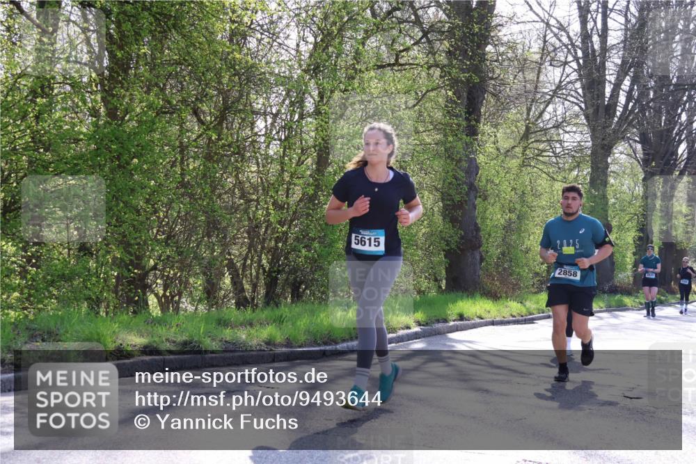 12.04.2026 - 45. Internationalen Wilhelmsburger Insellauf Yannick Fuchs http://msf.ph/oto/9493644 12.04.2026 10:47:04 Laufen 5615, 2858 meine-sportfotos.de